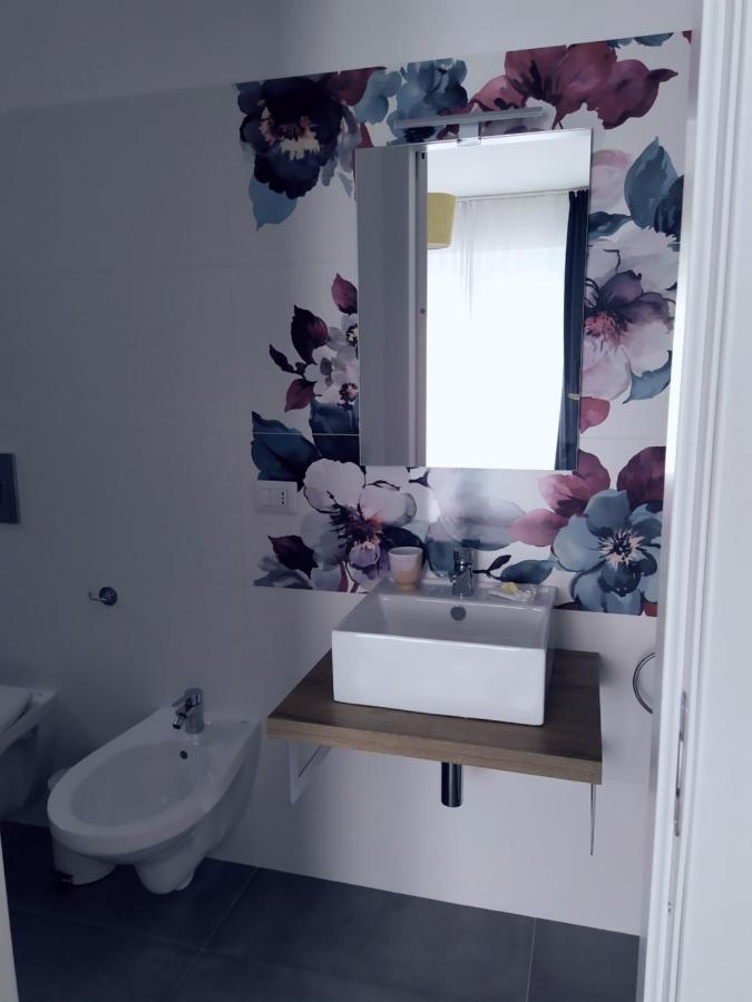 Peonia 2 Posti Wi-Fi Ac Free Park Jacuzzi Bed and Breakfast Porlezza Eksteriør billede
